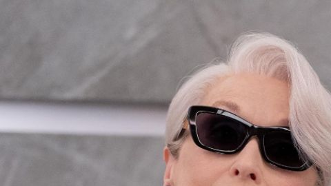 En el tráiler se muestra el reencuentro de los personajes de Meryl Streep y Anne Hathaway.