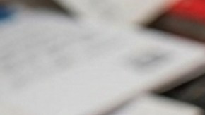 Para que el truco realmente funcione, todos los elementos deben estar en buen estado: el billete, la cartera y el papel.