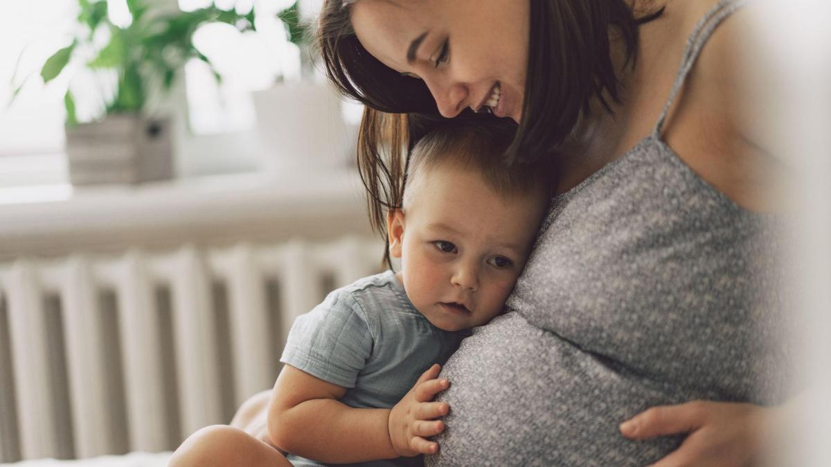 Investigación revela cambios únicos en el cerebro durante el segundo embarazo