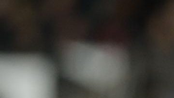 Álvaro Carreras, del Real Madrid, celebra tras marcar un gol contra el Valencia durante el partido de fútbol de la Liga española entre el Valencia CF y el Real Madrid en el estadio Mestalla, en Valencia, España, el 8 de febrero de 2026.