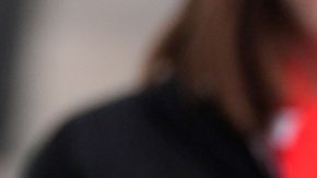 Enfermeras marcharon hasta la oficina de Kathy Hochul en la cuarta semana de huelga