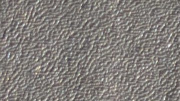 El logotipo de New York Giants Equipment en una funda durante el calentamiento previo al partido de fútbol americano de la NFL.