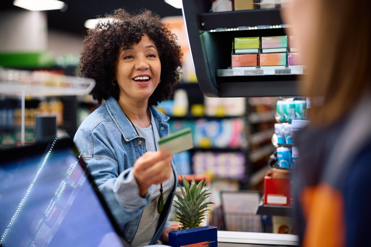 Cómo los programas de recompensas ayudan a las tiendas a venderte más