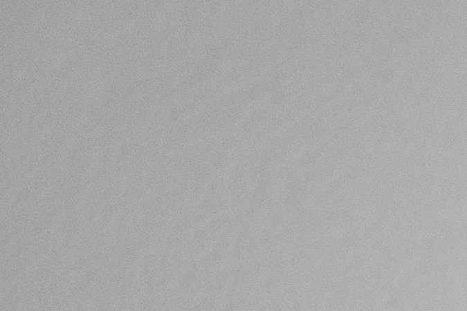 Mantener abiertas las rejillas de ventilación permite que el aire caliente circule de manera uniforme en el hogar.