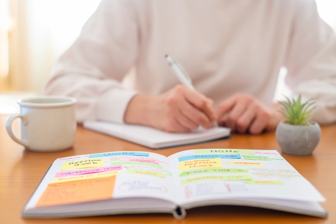 estudiar en lugar de trabajar