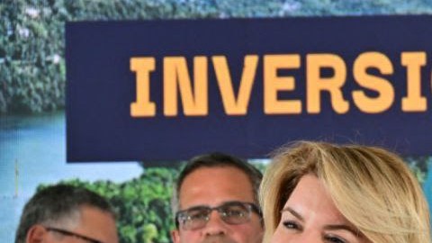 La gobernadora de Puerto Rico, Jenniffer González, en un evento oficial.