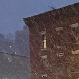 Comienza nevada en Nueva York y Nueva Jersey: cancelan vuelos, clases y espectáculos por tormenta invernal