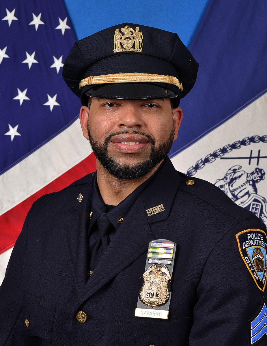 NYPD asciende a oficial boricua clave en frustrar ataque con explosivos en las cercanías de la residencia del alcalde