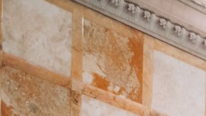 A pocos días del lapso legal para la aprobación de la ley de gastos e inversiones 2027 de Nueva York, hay posiciones muy radicales, que distancia a los legisladores de la mandataria estatal.