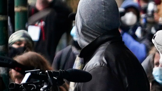 Una mujer sin hogar en Nueva York. Foto referencial.