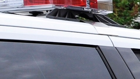 El sorprendente descubrimiento se produjo mientras los oficiales realizaban una inspección en la casa de Pinnell para verificar su libertad condicional.