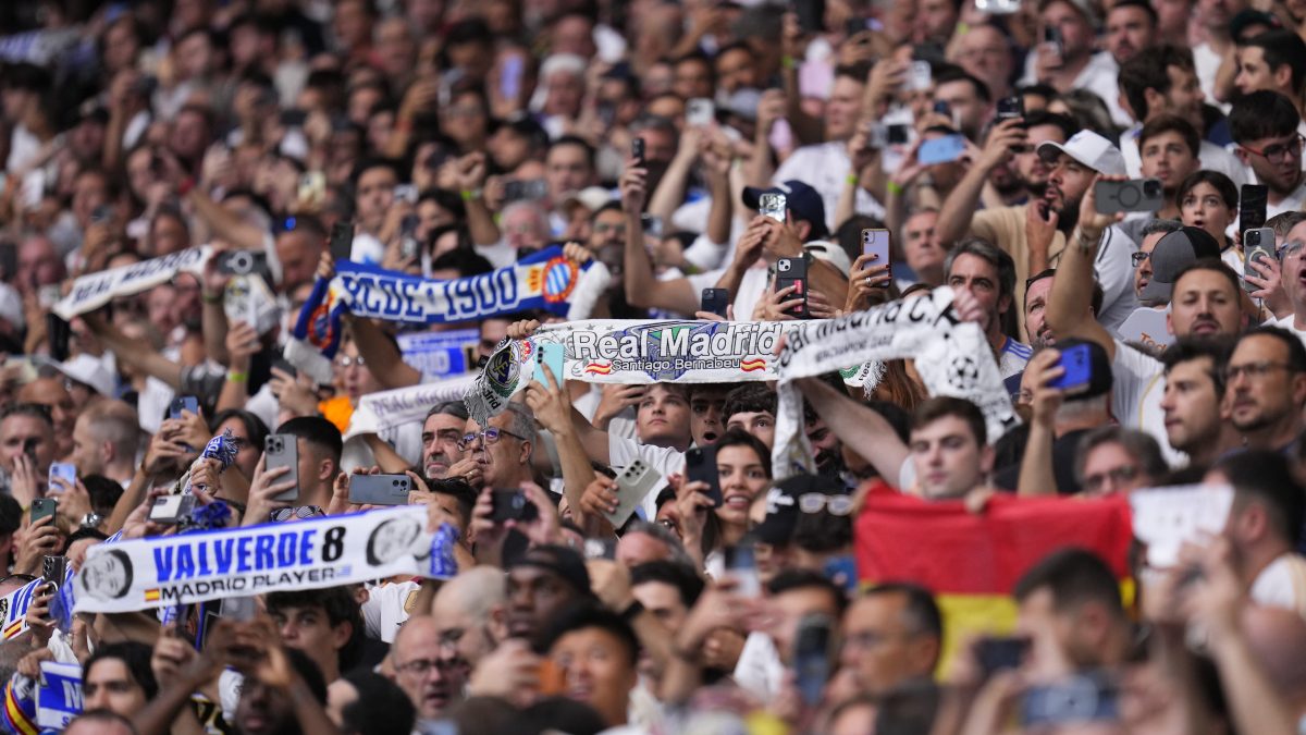 UEFA sanciona al Real Madrid por racismo y cierra parcialmente el Santiago Bernabéu