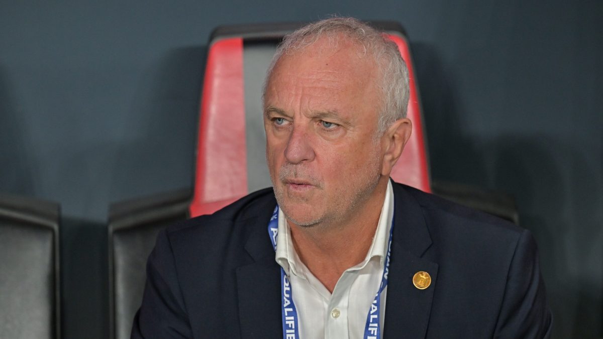 Entrenador de Irak quedó atrapado en Emiratos Árabes antes de repechaje Mundial 2026