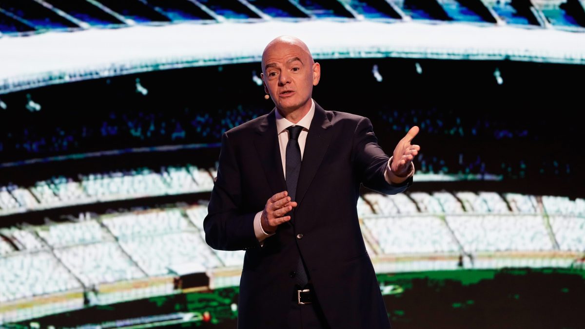 Aficionados de Europa denuncian a la FIFA por precios “exorbitantes” del Mundial 2026