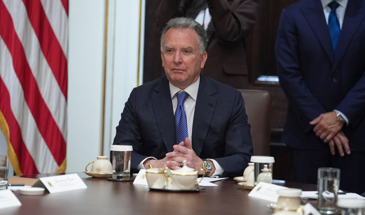 Asesor de Trump aseguró que EE.UU. atacó Irán por la fabricación de grandes cantidades de Uranio