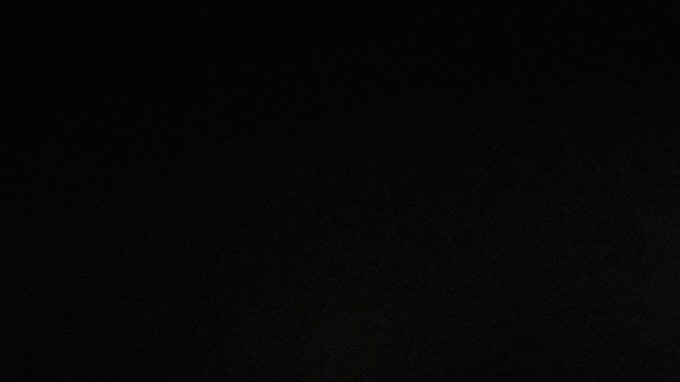 Harry Maguire del Manchester United corre durante el calentamiento antes del partido de fútbol de la Premier League inglesa entre el Manchester United y el Fulham en Manchester, Inglaterra, el domingo 1 de febrero de 2026.