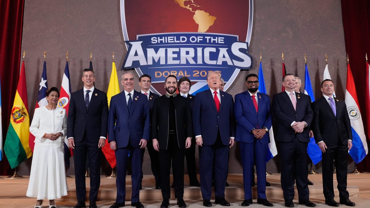 Inicia cumbre de Trump con presidentes latinoamericanos de derechas