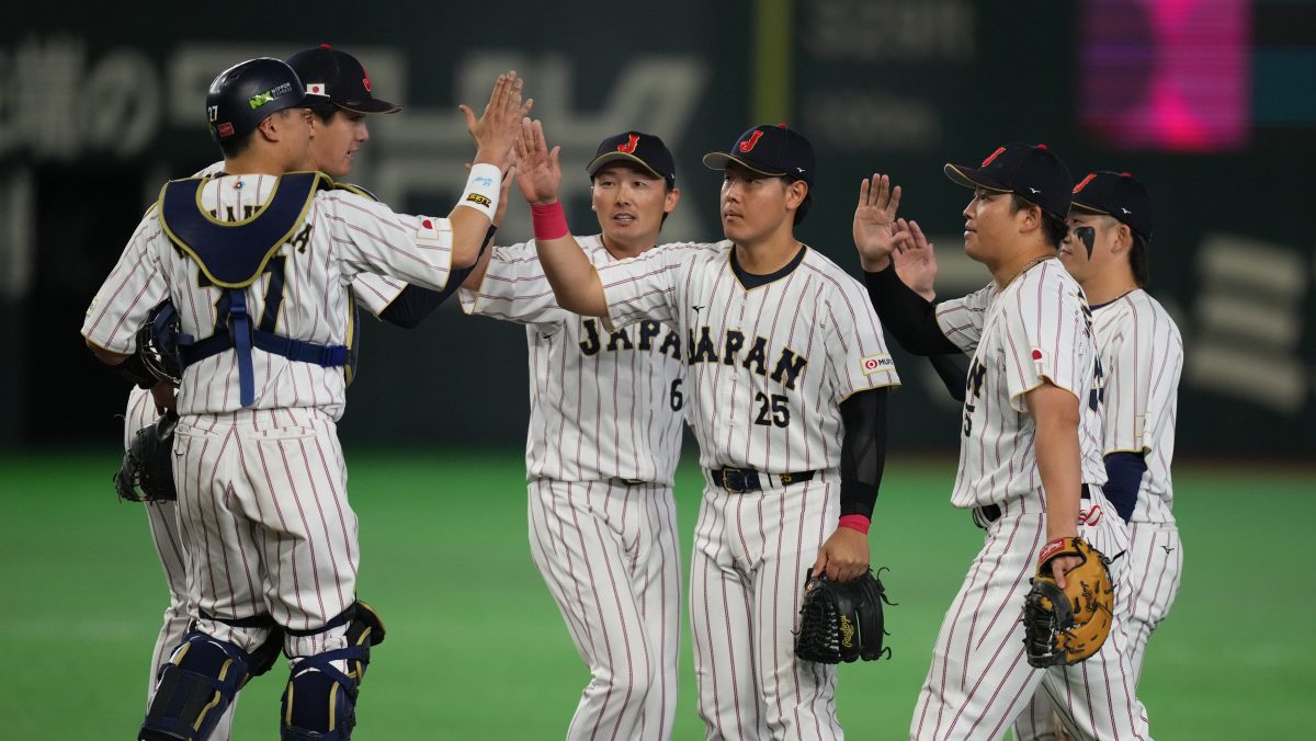 Japón cierra fase de grupos invicta con paliza a República Checa