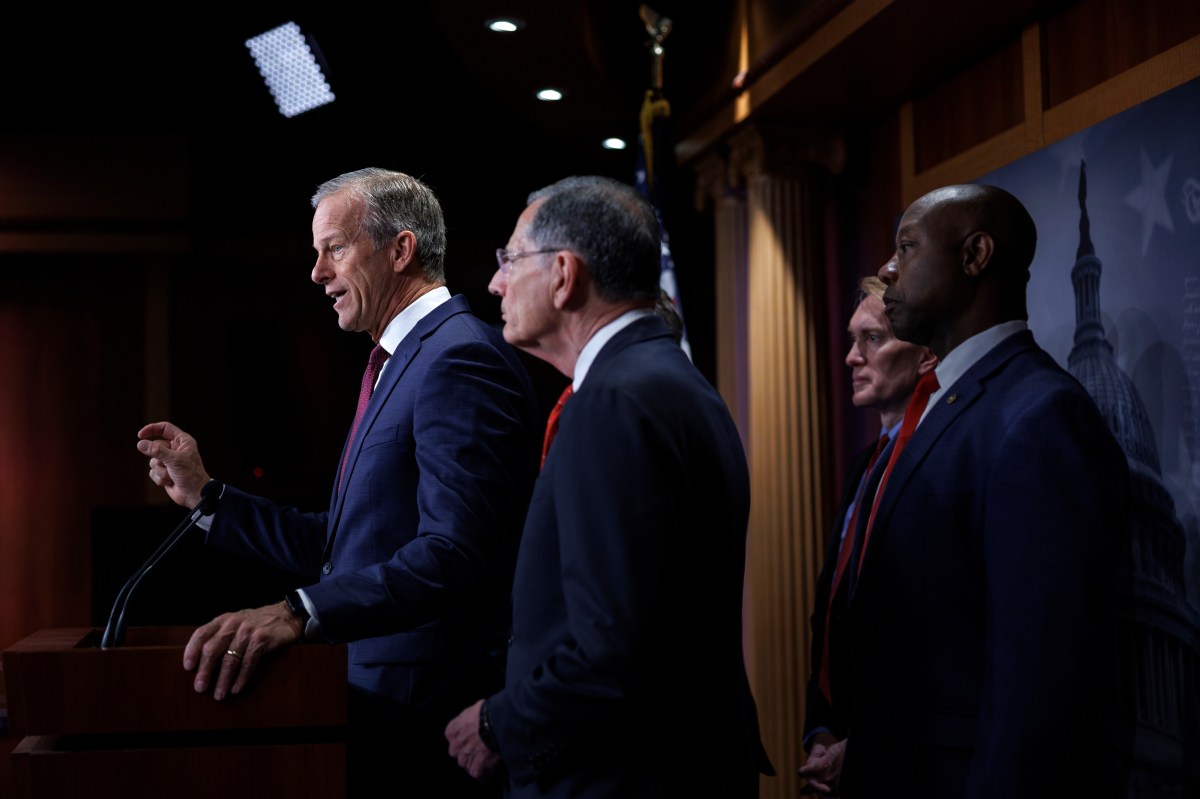 Senado de EE.UU. aprueba fondos para agencias del DHS, excepto ICE