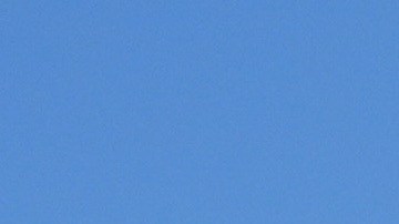 El presidente Donald Trump habla con los medios antes de abordar el Air Force One, el lunes 23 de marzo de 2026, en el Aeropuerto Internacional de Palm Beach en West Palm Beach, Florida.