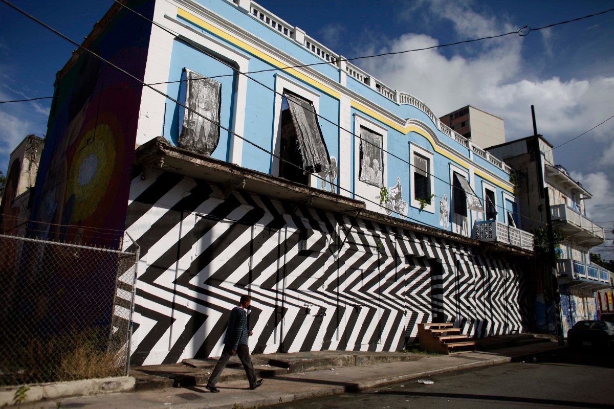 Puerto Rico: video muestra pelea a puños y jalonazos entre turistas de EE.UU. en La Placita