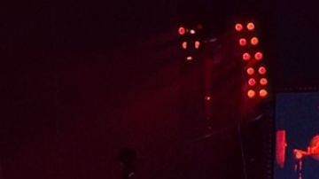 Miles de seguidores corearon cada tema en una noche que fue para celebrar la unión entre los artistas y el público