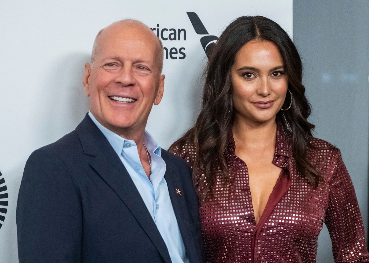 Esposa de Bruce Willis le dedica mensaje por su aniversario tras diagnóstico de demencia del actor