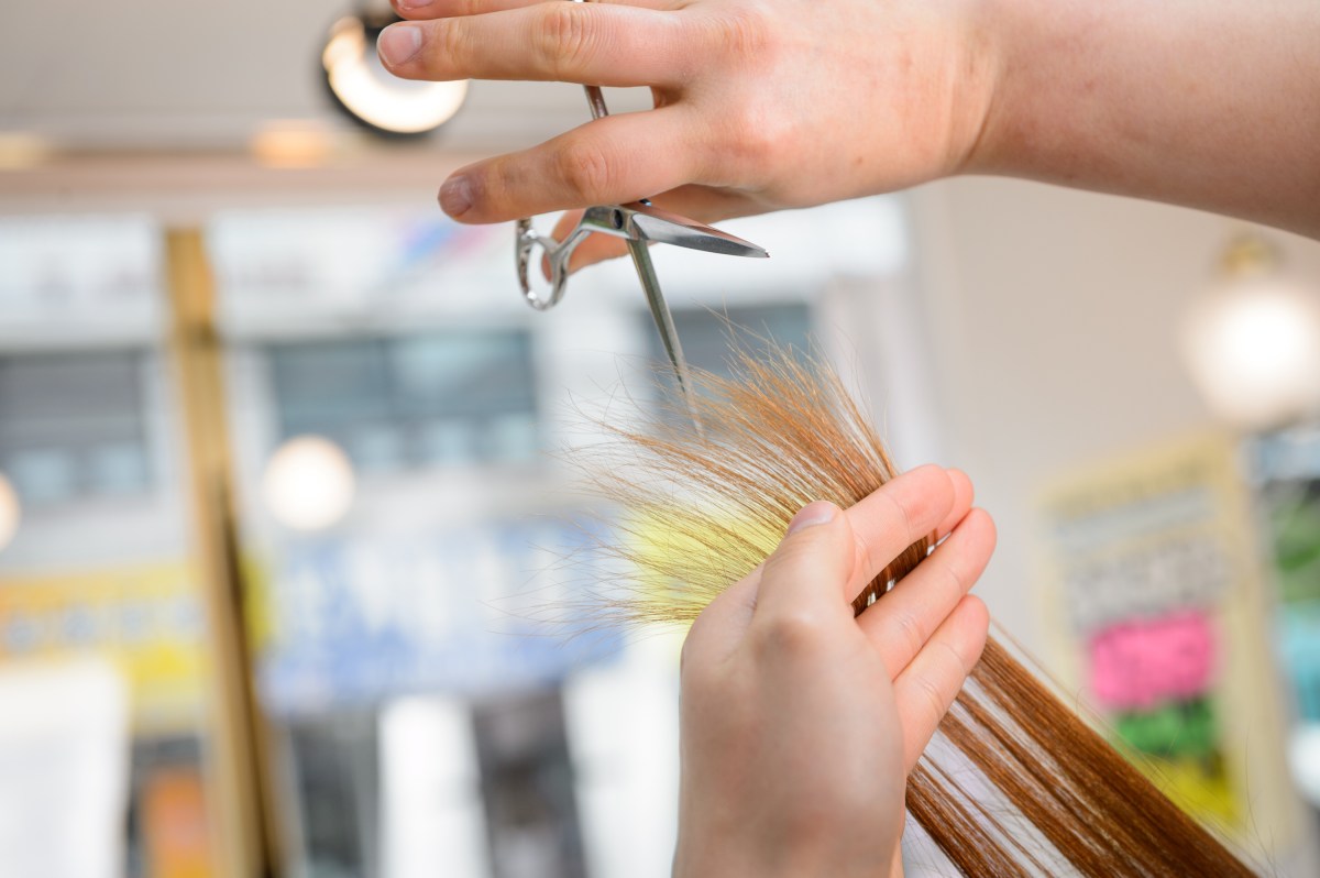 Calendario lunar marzo 2026: los mejores días para cortarse el cabello