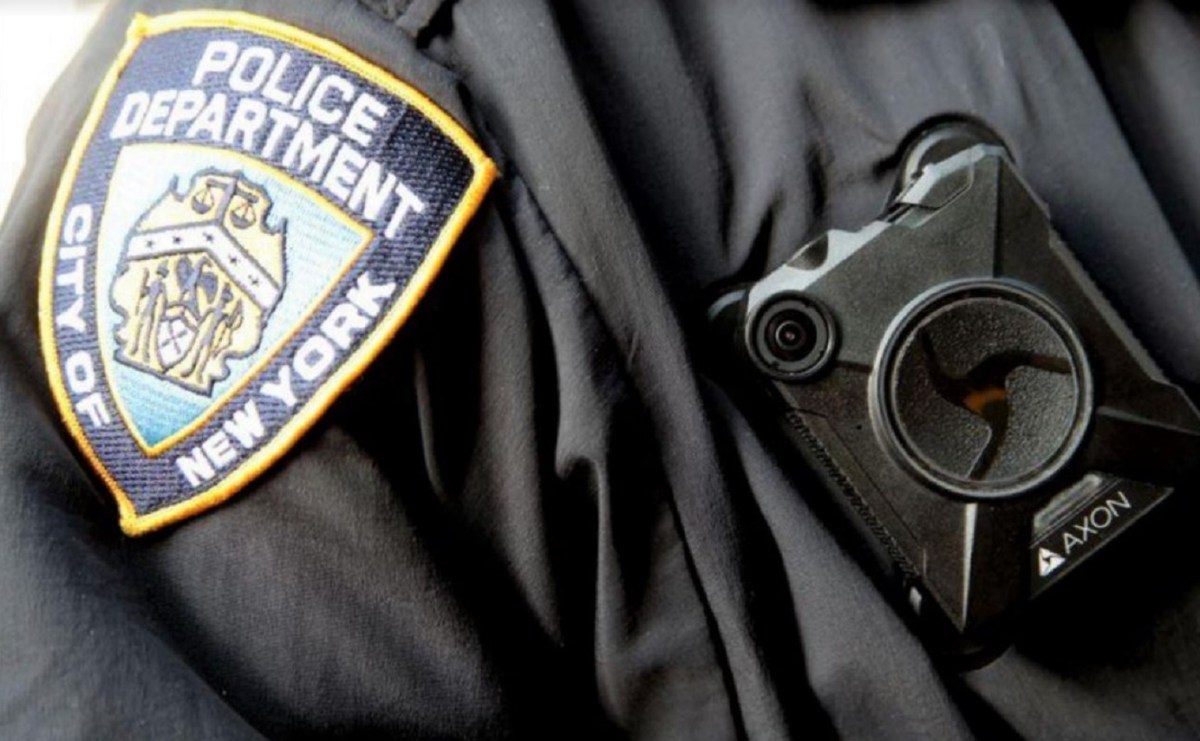 Establecen plazo de 30 días para publicar grabaciones de cámaras corporales del NYPD