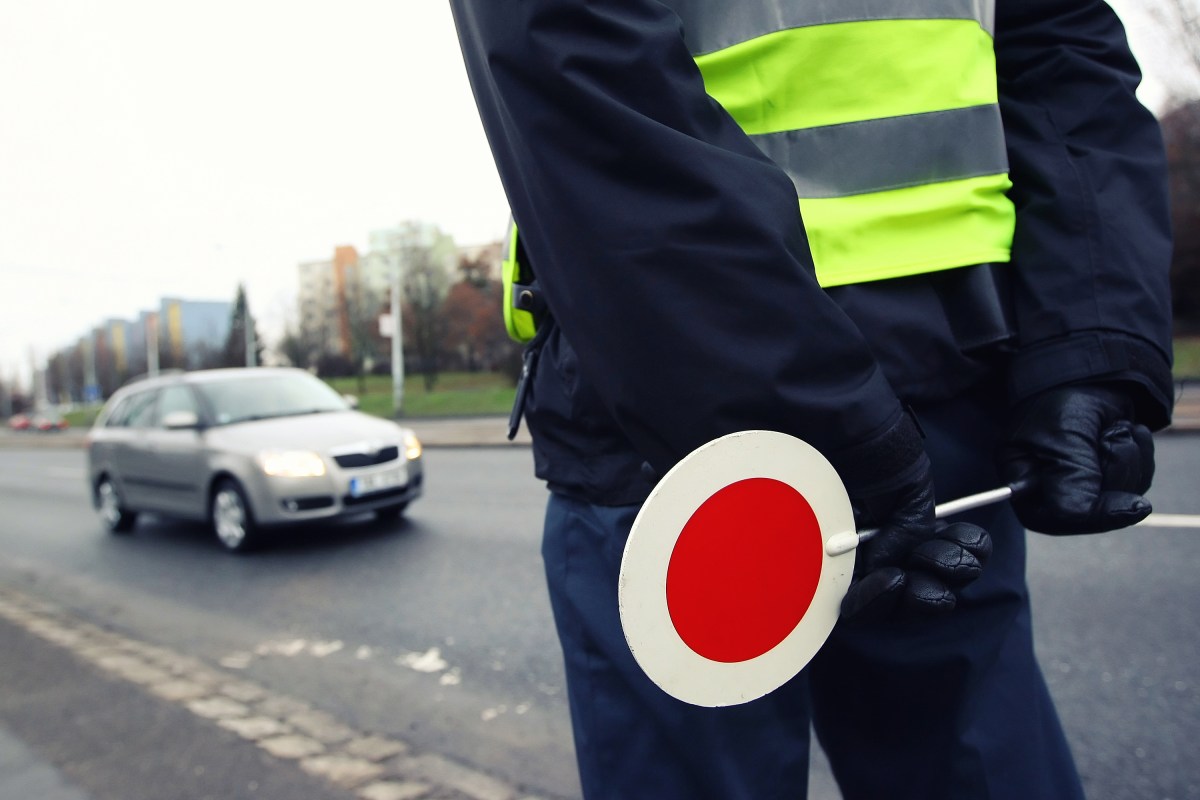 El “policía bailarín” de Nueva Jersey se despide tras casi 60 años de servicio y deja un legado inolvidable