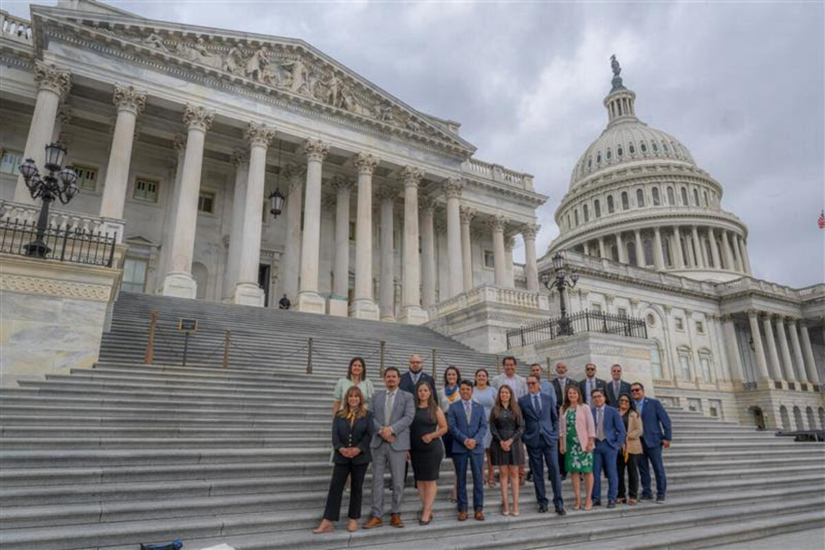Fortaleciendo el voto hispano: Por qué la participación ciudadana es más importante que nunca.