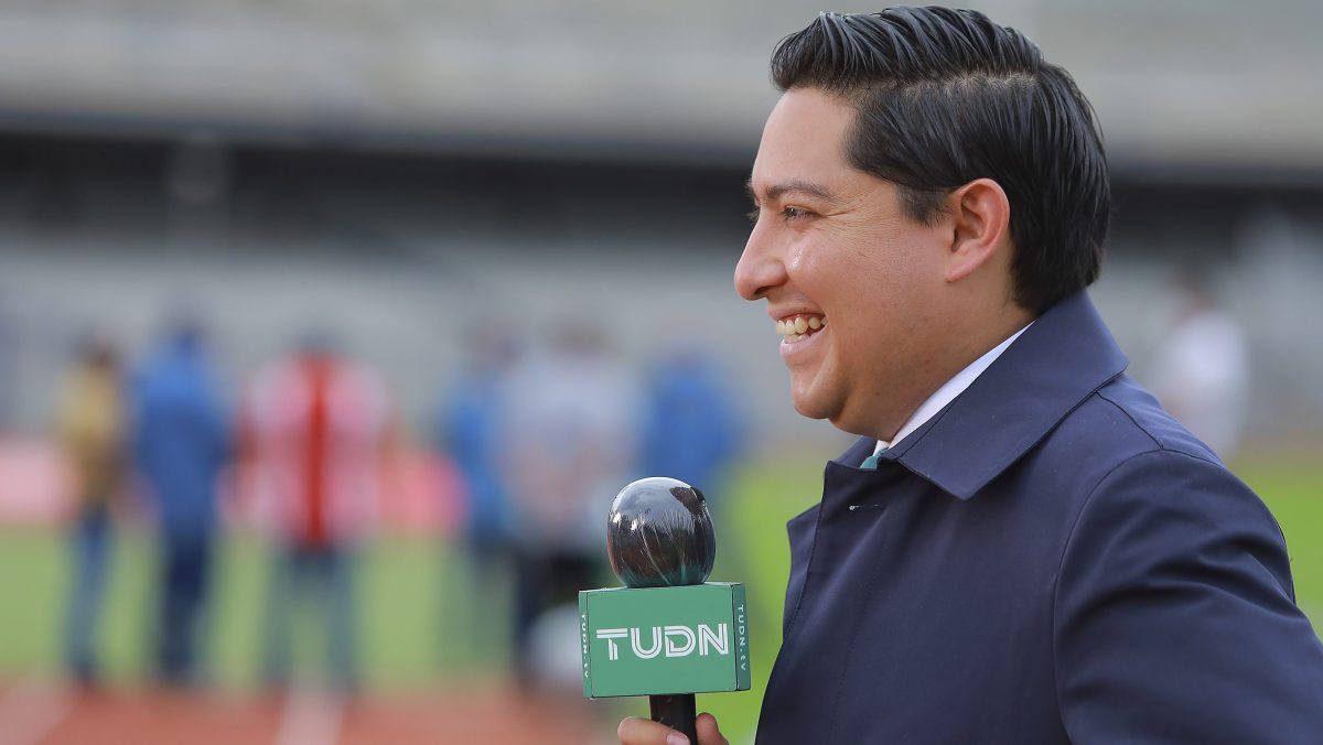 Periodista mexicano Julio Ibañez fue detenido en extrañas circunstancias en Sudáfrica