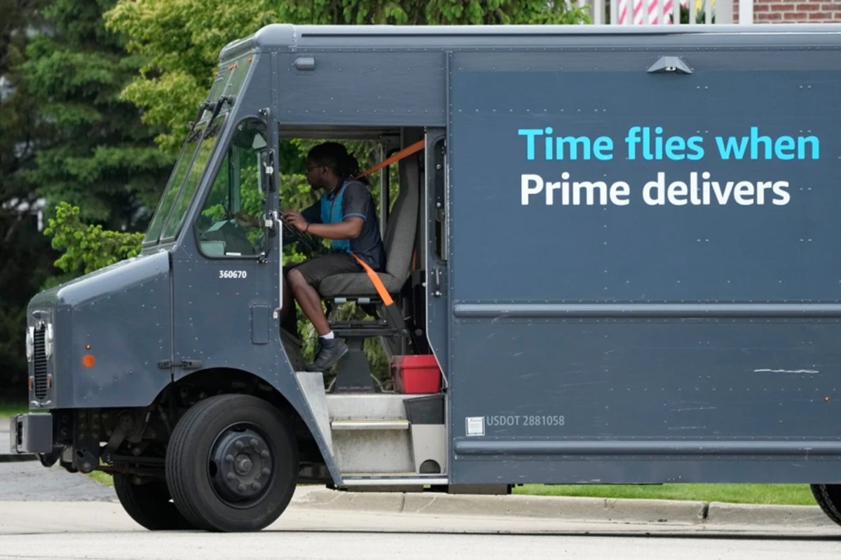 Amazon lanza envíos en 1 hora en varias ciudades de EE.UU. para competir con Walmart