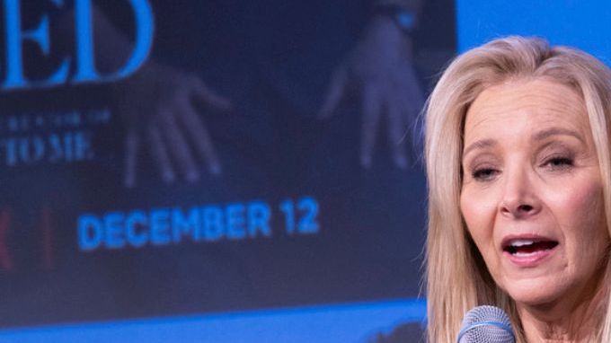 Kudrow retoma a Valerie Cherish en un proyecto que mezcla nostalgia y debate tecnológico