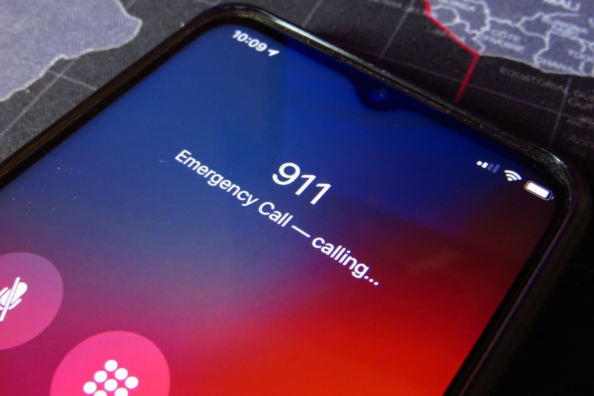 Más de la mitad de las llamadas al 911 en Nueva York no están relacionadas con delitos, revela estudio
