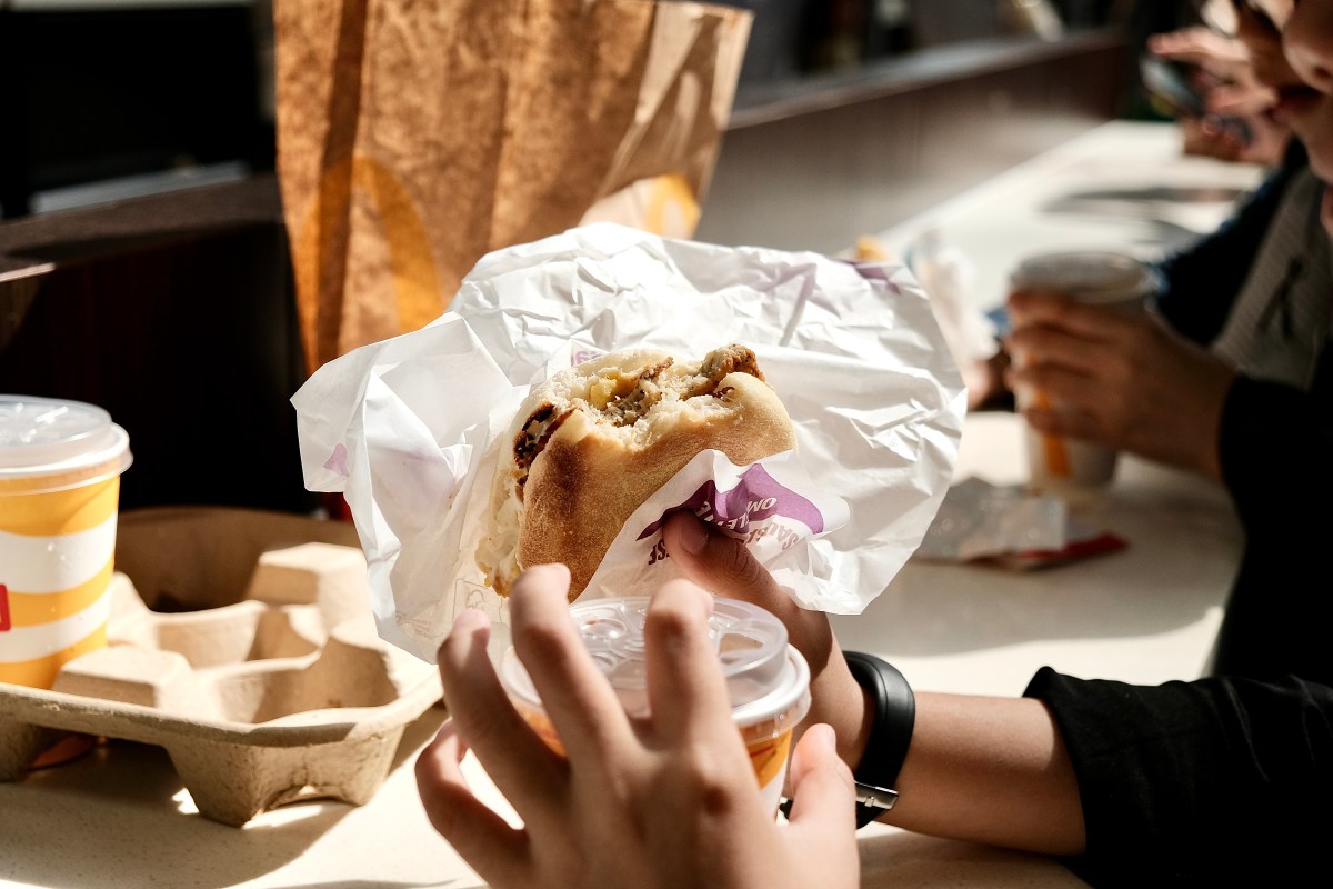 Cartera feliz: McDonald’s lanza nuevo menú económico con opciones por solo $3