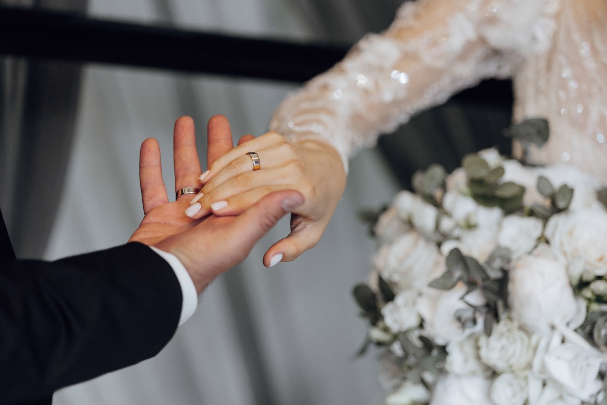 Pareja de Chicago regala boda en Guadalajara tras cancelarla por violencia en Jalisco