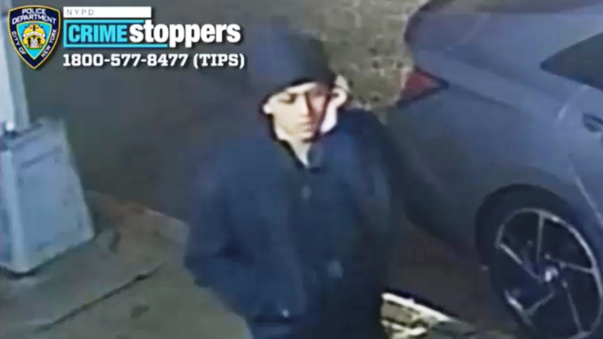 Mujer acuchillada en calle de Queens, Nueva York: padre latino entregó a su hijo a la policía