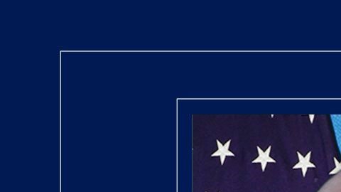 El oficial Sorffly Davius (NYPD) tenía 46 años de edad al morir en Kuwait.
