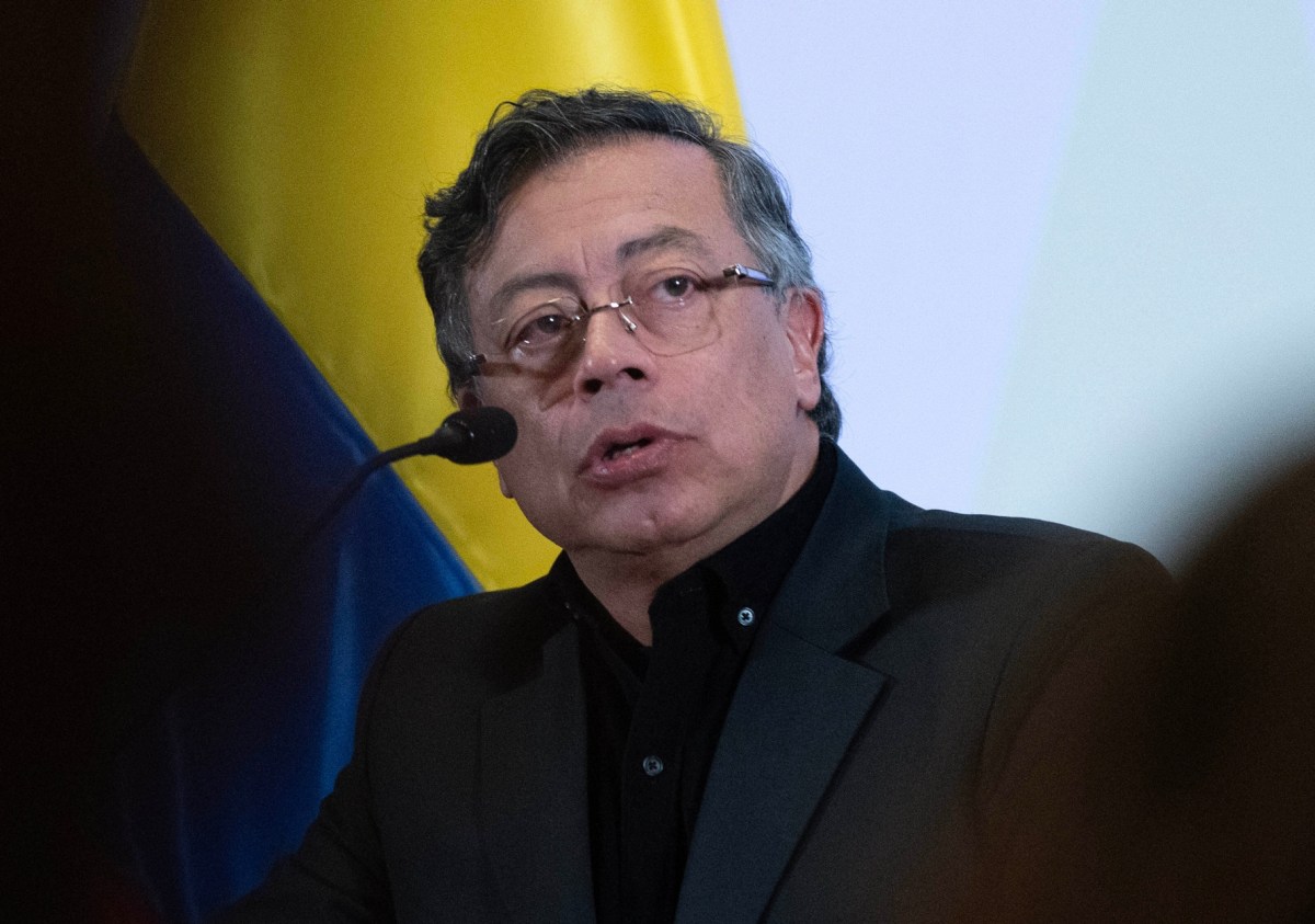 DEA estaría investigando a Gustavo Petro por presuntos vínculos con narcotráfico