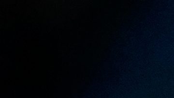 Erling Haaland del Manchester City observa durante el partido de fútbol de la Premier League inglesa entre Manchester City y Nottingham Forest en Manchester, Inglaterra, el miércoles 4 de marzo de 2026.