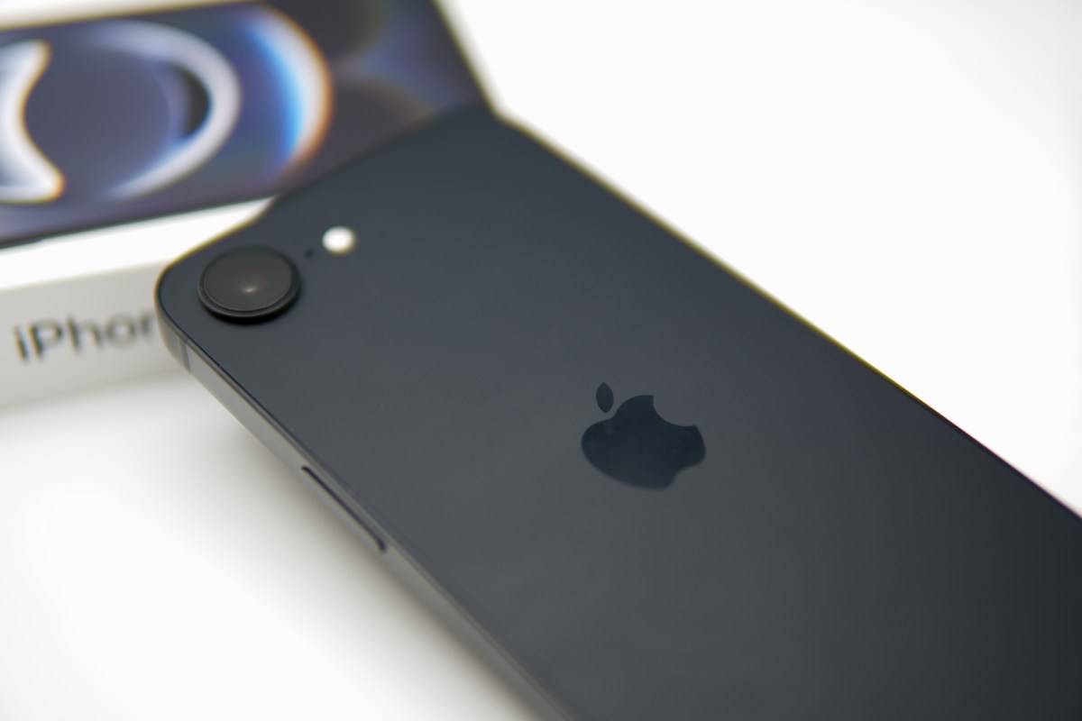 ¿Vale la pena comprar el nuevo iPhone 17e? El más “barato” de 2026