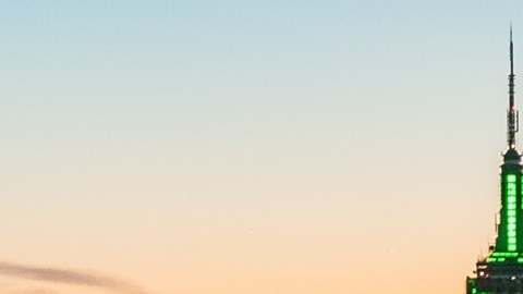 Kathy Hochul promete no subir impuestos para atraer empresas a Nueva York