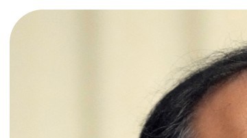 Raja Krishnamoorthi y líderes de la diáspora boricua