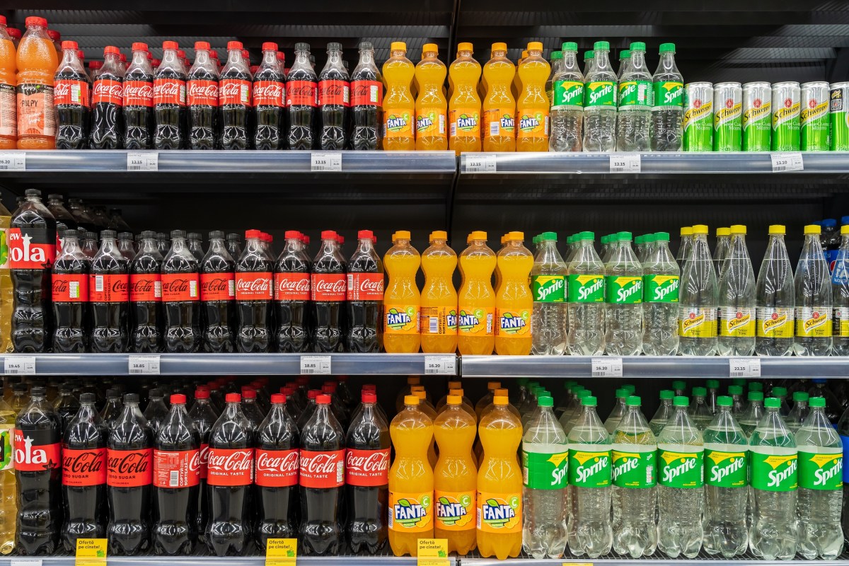 Usuarios de SNAP demandan al Departamento de Agricultura de EE.UU. por prohibir comprar refrescos y dulces