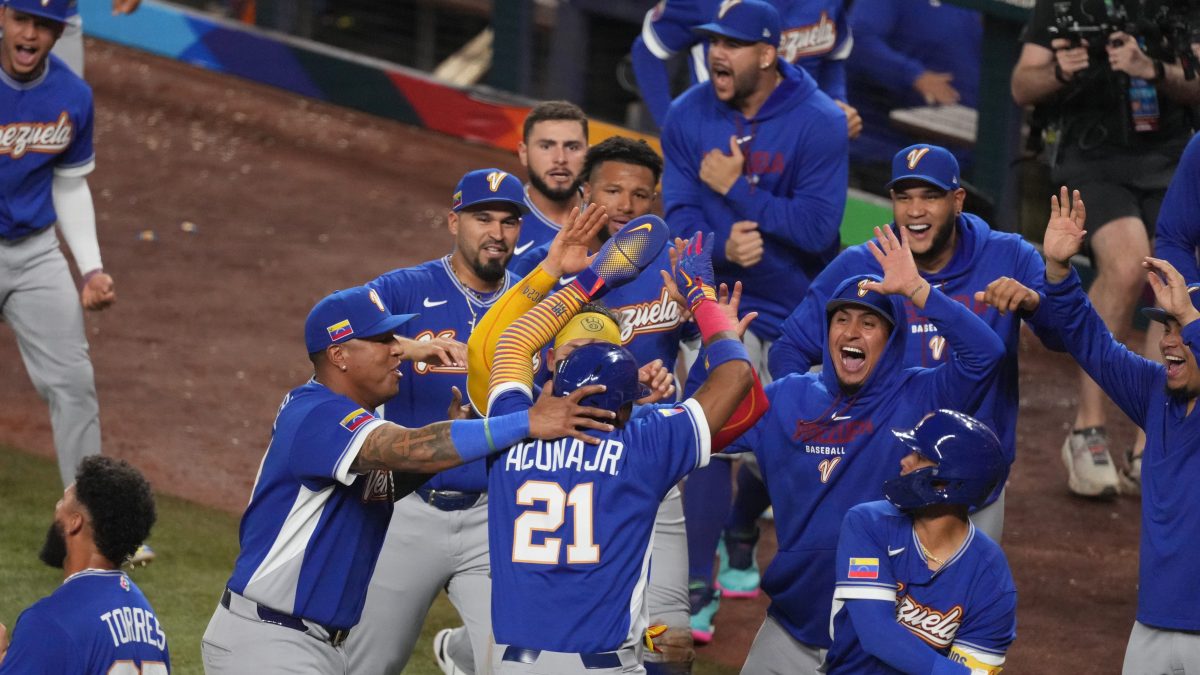 Venezuela venció a Italia y avanzó a su primera final del Clásico Mundial de Béisbol