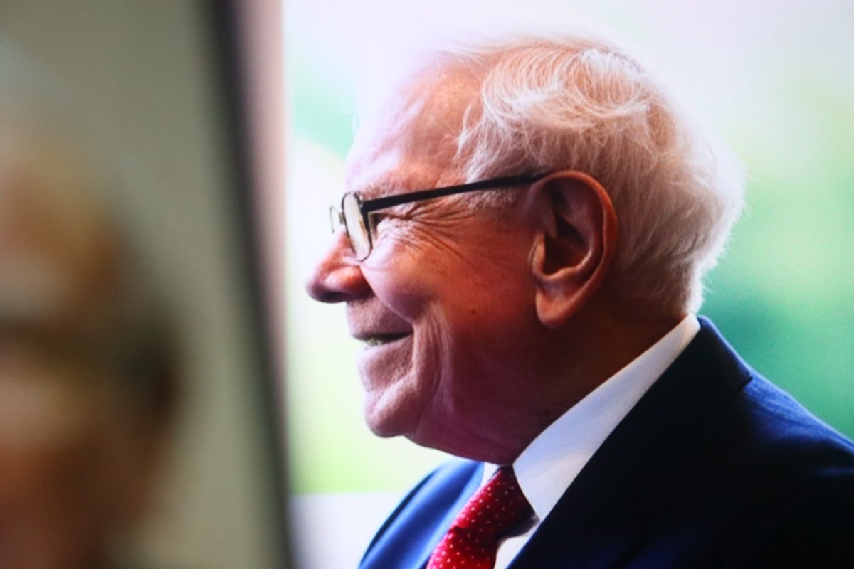 Estrategia de Warren Buffett te ayuda a saber cuánto efectivo deberías tener al jubilarte