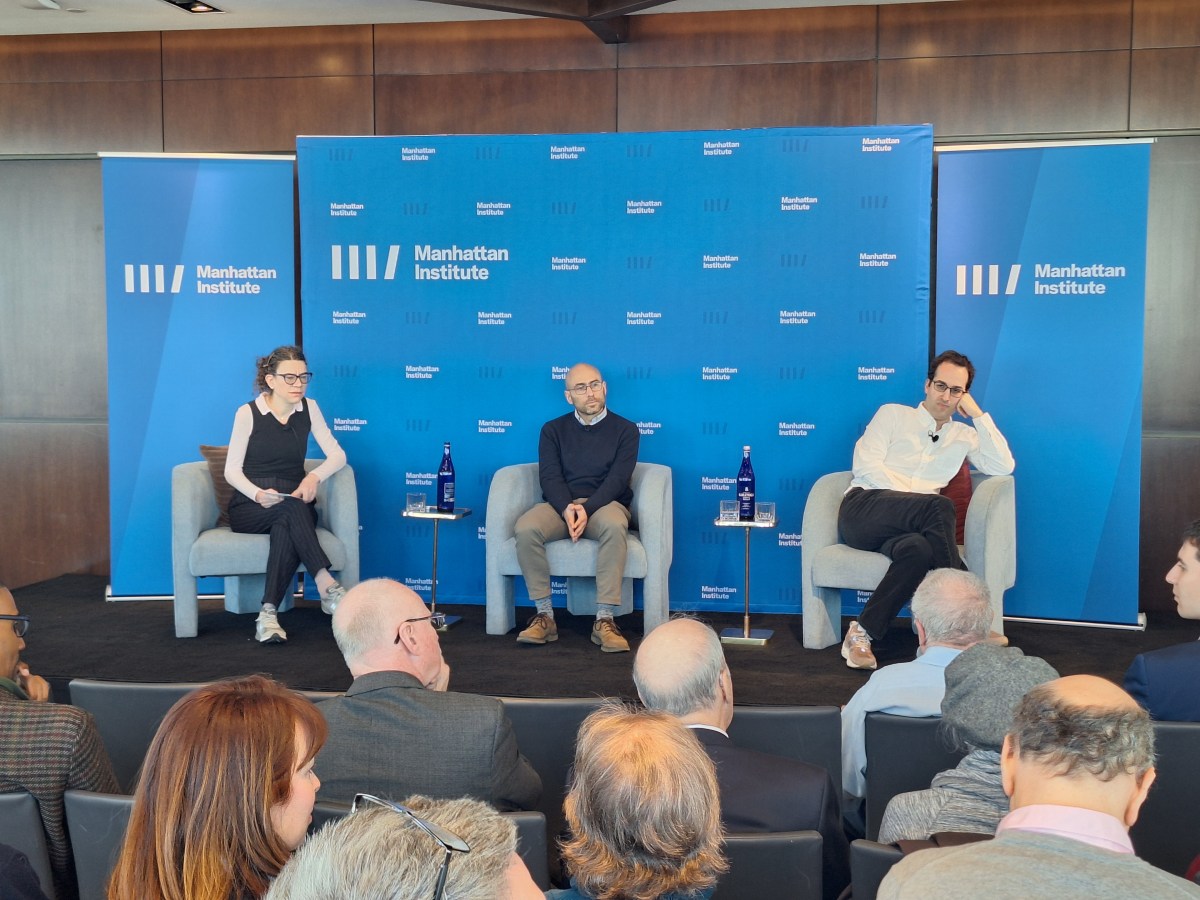 Hoy el alcalde Mamdani cumple 100 días en el poder ¿Cómo analizan grupos de expertos académicos el arranque de su gestión?