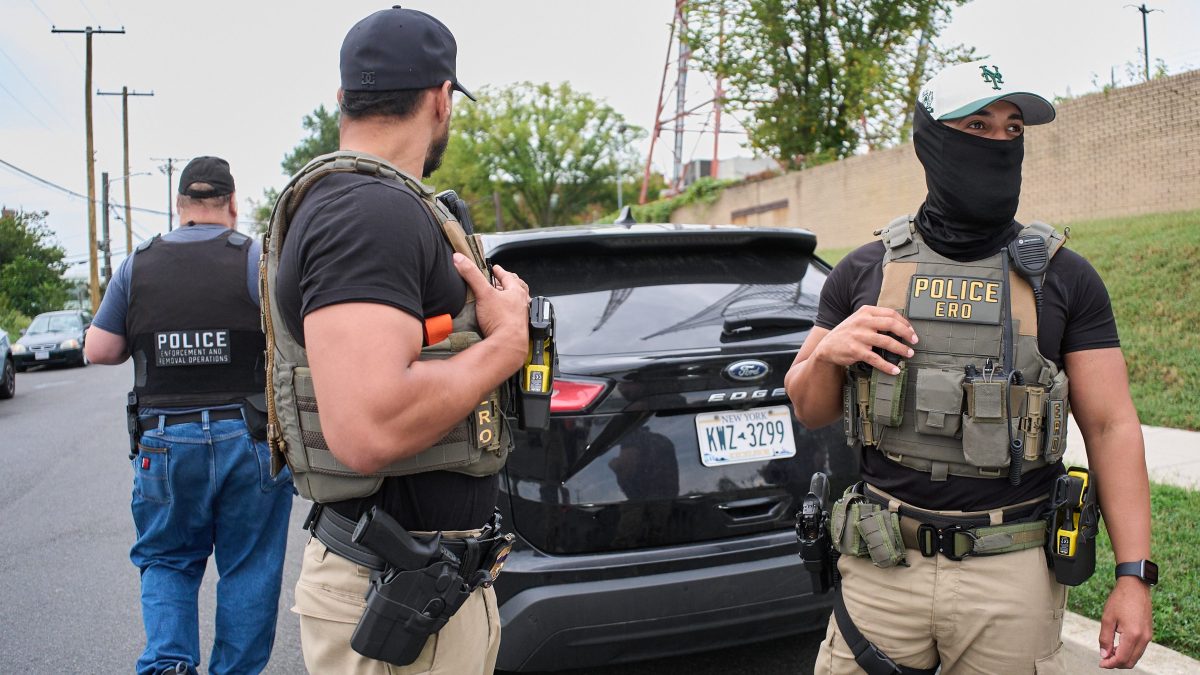 Agentes de ICE dejan en estado crítico a hispano tras tiroteo en California