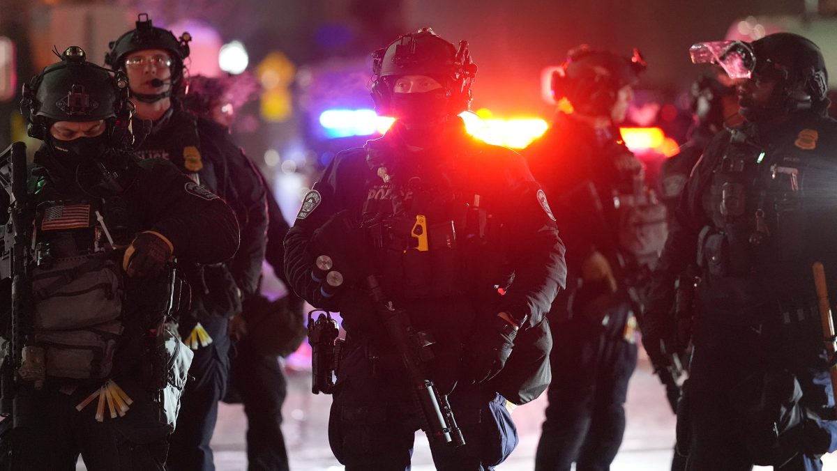 Nuevo video desmiente la versión de ICE sobre el tiroteo en Minneapolis